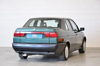 Foto 7 di 24: Alfa Romeo 155 1.8i Twin Spark cat Perfetta