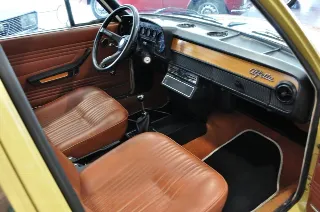 Foto 26 di 30: Alfa Romeo Alfetta 1.8 Giallo Piper ASI