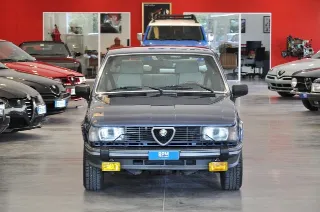 Foto 3 di 30: Alfa Romeo Giulietta 1.8 II serie CRS Blu Pervinca