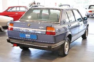 Foto 5 di 30: Alfa Romeo Giulietta 1.8 II serie CRS Blu Pervinca