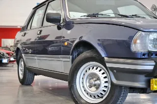 Foto 8 di 30: Alfa Romeo Giulietta 1.8 II serie CRS Blu Pervinca