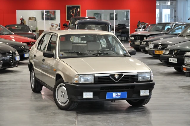 Alfa Romeo 33 1.3 S ASI RIAR