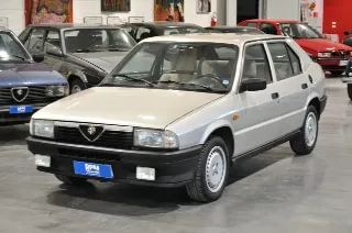 Foto 4 di 18: Alfa Romeo 33 1.3 S ASI RIAR