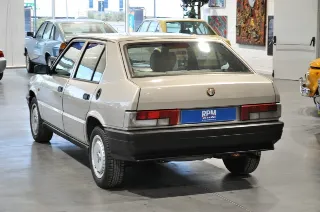 Foto 5 di 18: Alfa Romeo 33 1.3 S ASI RIAR