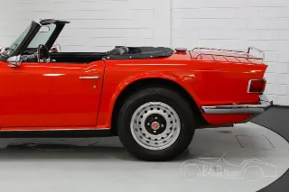 Foto 10 di 10: Triumph TR6
