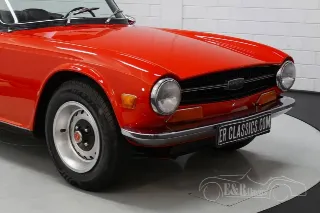 Foto 4 di 10: Triumph TR6
