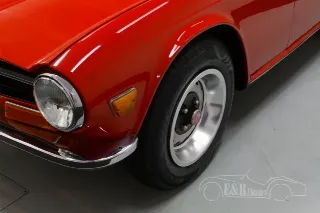 Foto 5 di 10: Triumph TR6