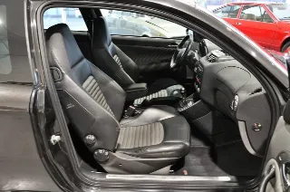 Photo 12 of 27: Alfa Romeo 147 3.2i V6 24V cat 3 porte GTA Manuale RIAR