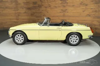Foto 10 di 10: MG MGB