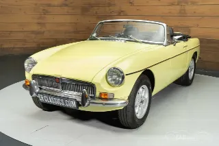 Foto 7 di 10: MG MGB
