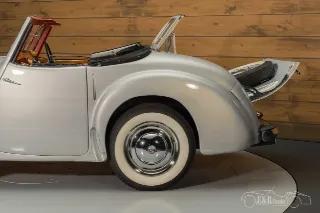 Foto 9 di 10: Triumph Roadster
