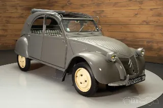 Foto 4 di 10: Citroen 2CV