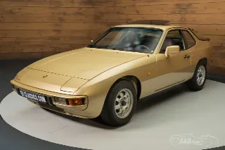 Foto 7 di 10: Porsche 924