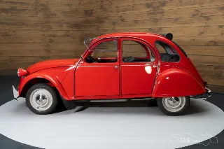 Foto 10 di 10: Citroen 2CV