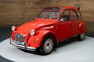 Foto 8 di 10: Citroen 2CV