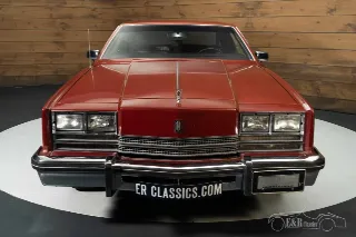 Foto 6 di 10: Oldsmobile Toronado