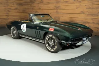 Foto 4 di 10: Chevrolet Corvette