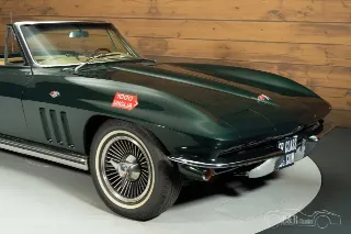 Foto 5 di 10: Chevrolet Corvette