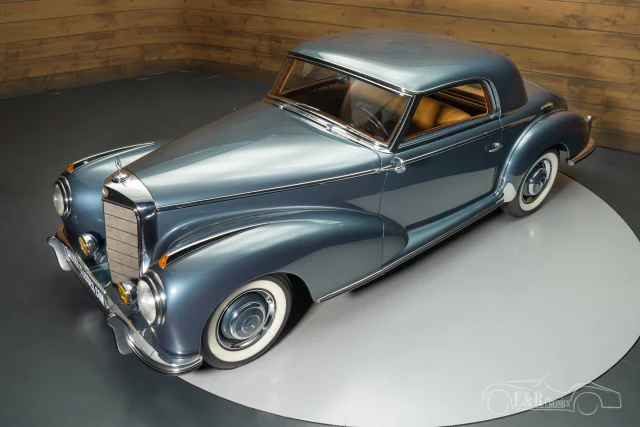 Mercedes Benz 300