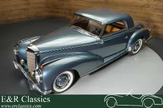 Foto 3 di 10: Mercedes Benz 300