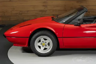 Photo 9 of 10: Ferrari 308