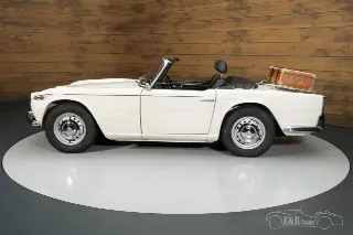 Foto 10 di 10: Triumph TR4