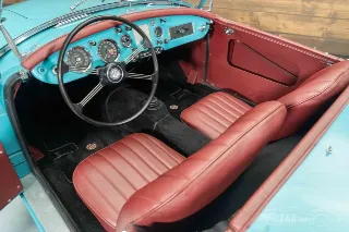 Foto 2 di 10: MG MGA