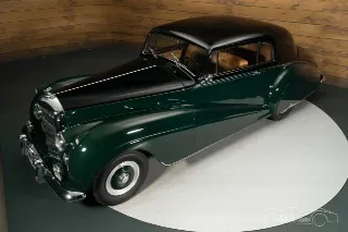 Foto 1 di 10: Bentley R-Type