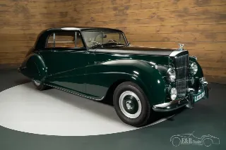 Foto 4 di 10: Bentley R-Type