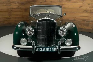 Foto 6 di 10: Bentley R-Type