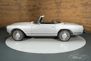 Foto 10 di 10: Mercedes Benz 280SL