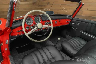 Foto 2 di 10: Mercedes Benz 190SL