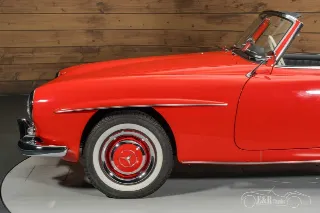 Foto 9 di 10: Mercedes Benz 190SL