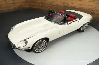 Foto 1 di 10: Jaguar E-Type