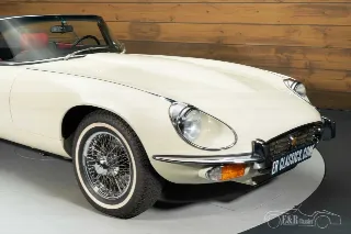 Foto 5 di 10: Jaguar E-Type