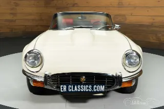 Foto 6 di 10: Jaguar E-Type