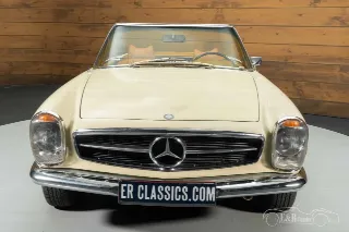 Foto 6 di 10: Mercedes Benz 280SL