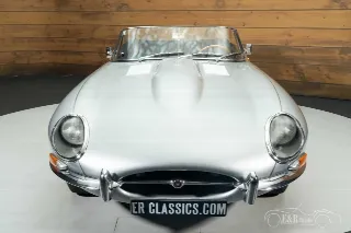 Foto 6 di 10: Jaguar E-Type