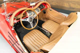Foto 2 di 10: MG TF