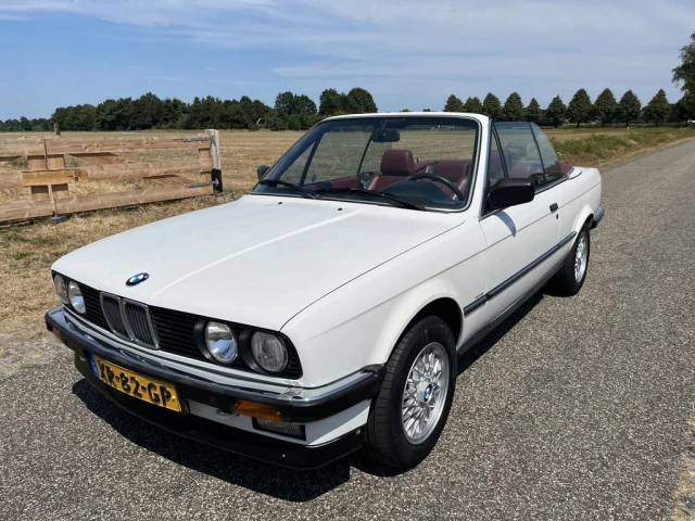 BMW 320i Cabriolet | 1989 | Route 66 Auctions