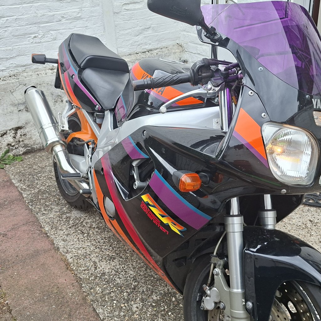 Yamaha FZR600-R | 1995 | Route 66 Auctions