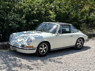 Foto 4 di 11: Porsche 911 T Targa | 1970 | Route 66 Auctions