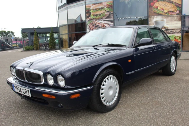 Jaguar XJ8 3.2 Executive | 1997 | Route 66 Auctions