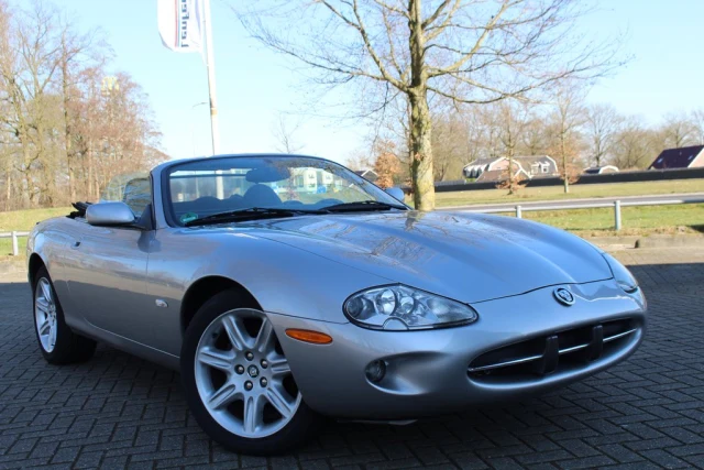 Jaguar XK8 4.0 Cabriolet | 1999 | Route 66 Auctions