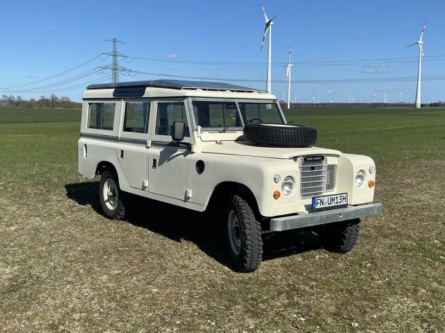 Land Rover 109 Series III | 1977 | Route 66 Auctions