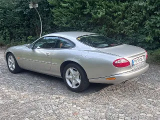 Foto 6 di 8: Jaguar XK8 Coupe | 1998 | Route 66 Auctions