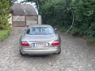 Foto 8 di 8: Jaguar XK8 Coupe | 1998 | Route 66 Auctions