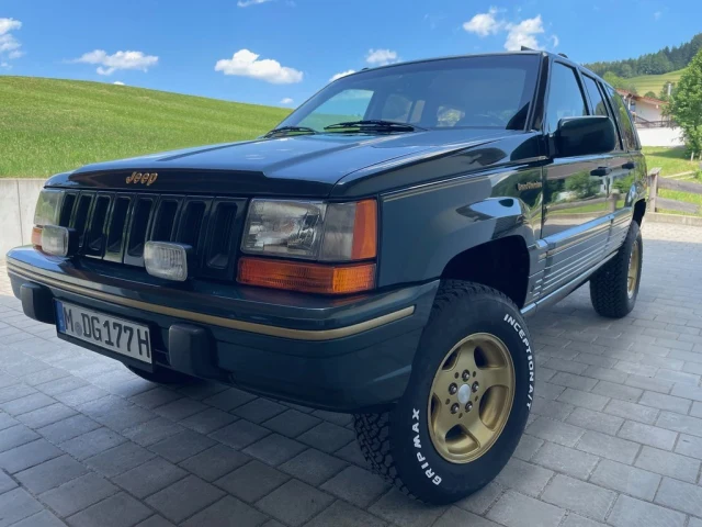 Jeep Grand Cherokee Limited | 1992 | Route 66 Auctions