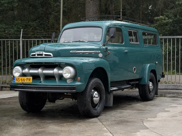 Ford F-3 Panel Van 4x4 Marmonherrington | 1951 | Route 66 Auctions