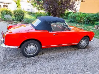 Foto 4 di 8: Alfa Romeo Giulia Spider | 1962 | Route 66 Auctions